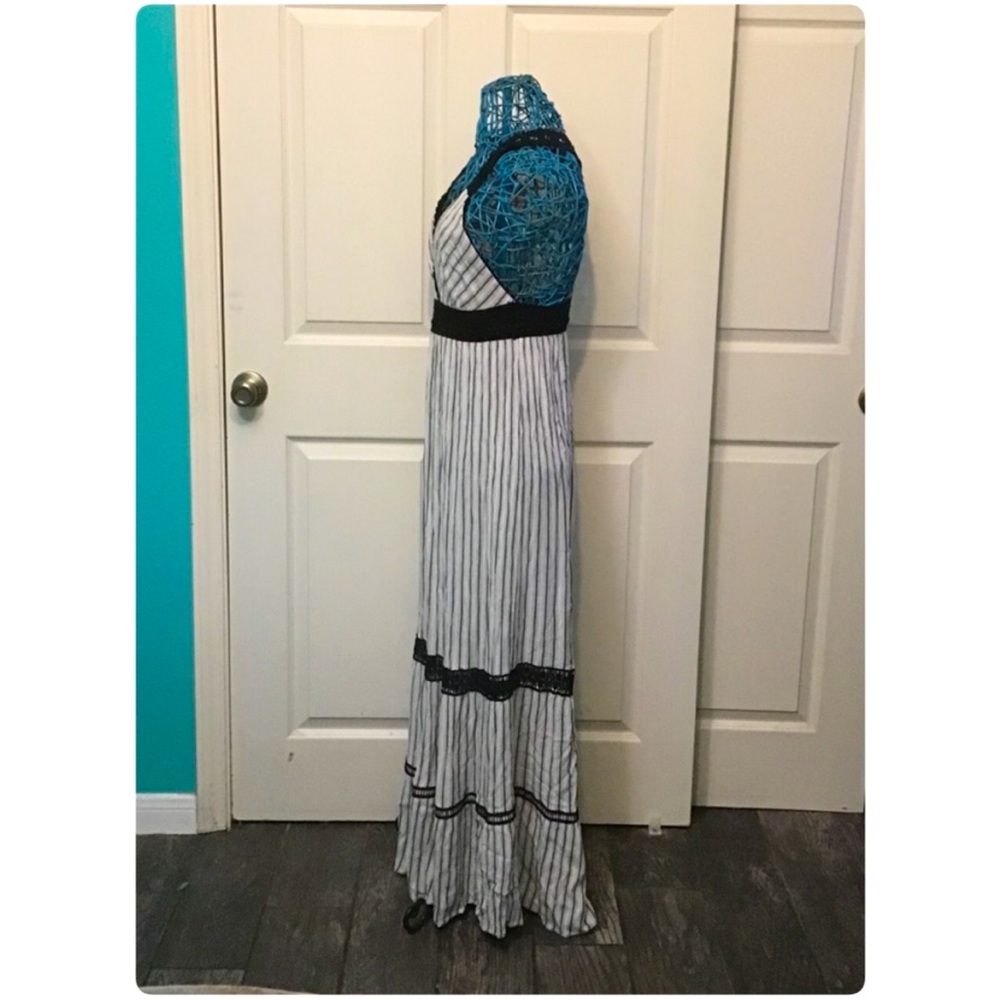 Anthropologie Jaluit Striped Maxi Dress 🖤 - Picture 6 of 9
